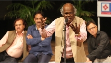 Legendary Urdu poet Rahat Indori passes away due to heart attack.